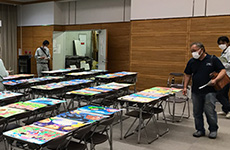 写真：PTAカレンダー表紙絵コンクール審査会